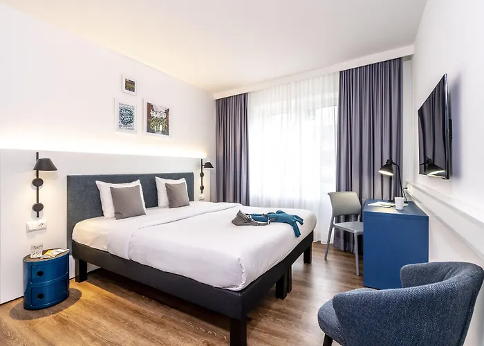 Ibis Styles Alster 2* Hamburg