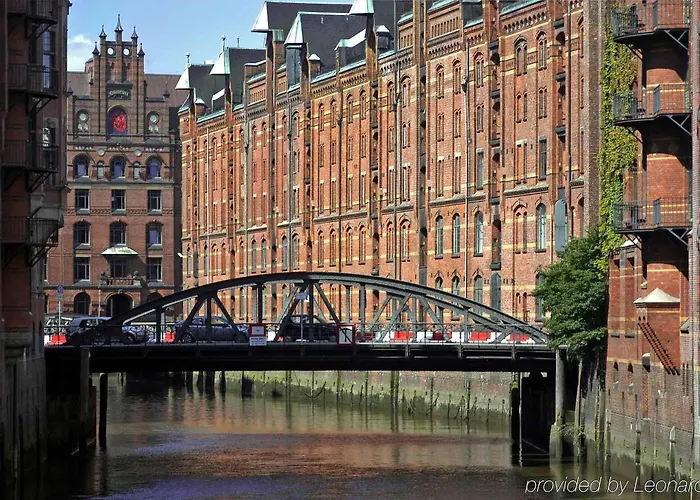 Ibis Styles Alster Hotel 2*